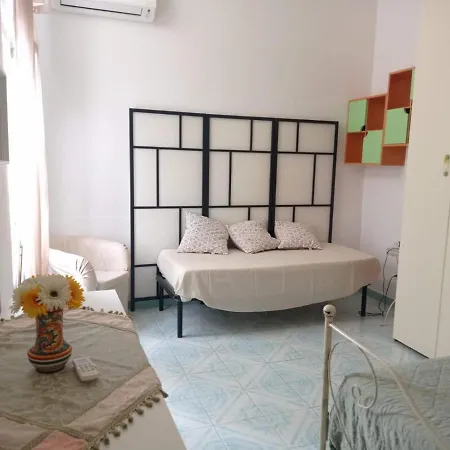 Iasolino Apartment *